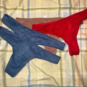 GapBody lace thong bundle 4 NWT SIZE MEDIUM